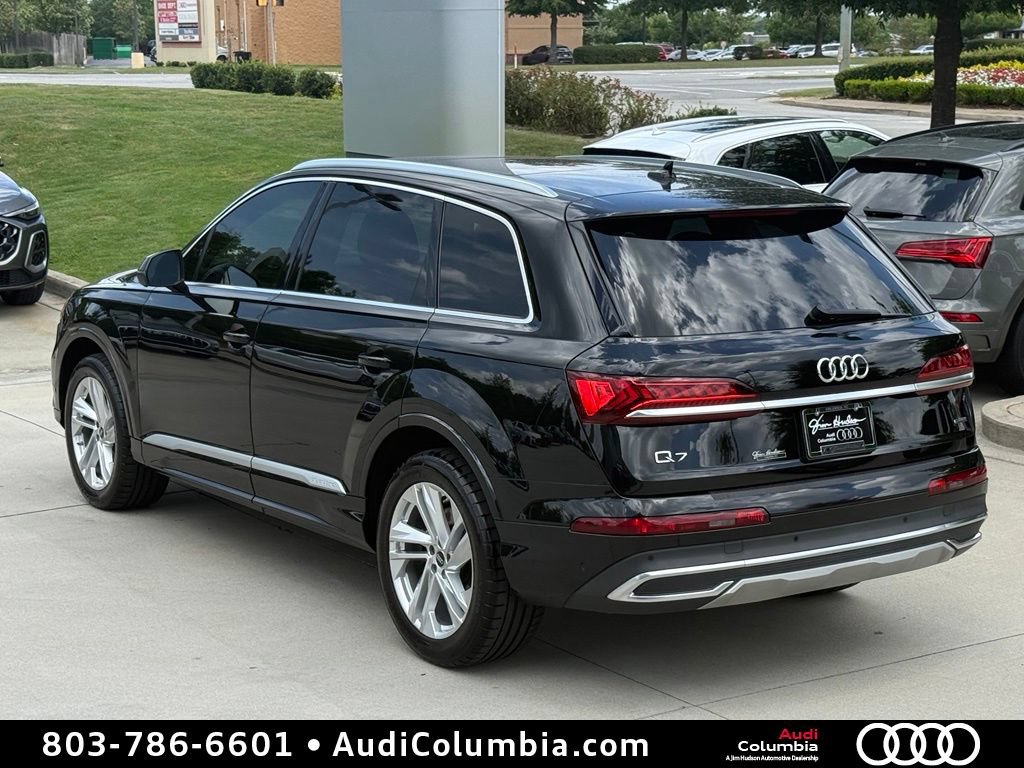 Used 2023 Audi Q7 3.0T Premium w/ Convenience Package AWD/4WD image 11