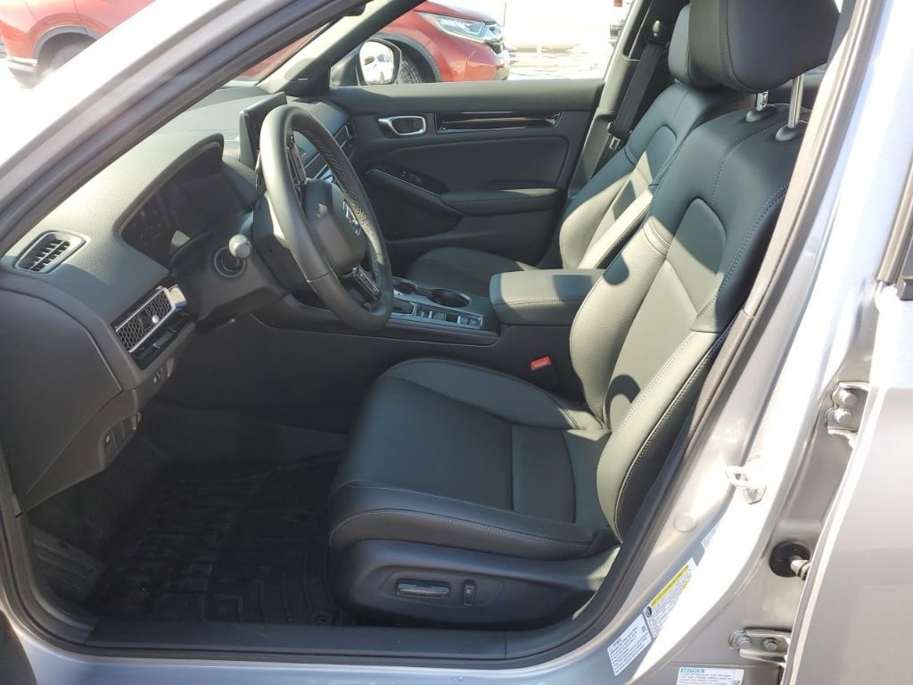 Used 2025 Honda Civic Sport Touring image 13