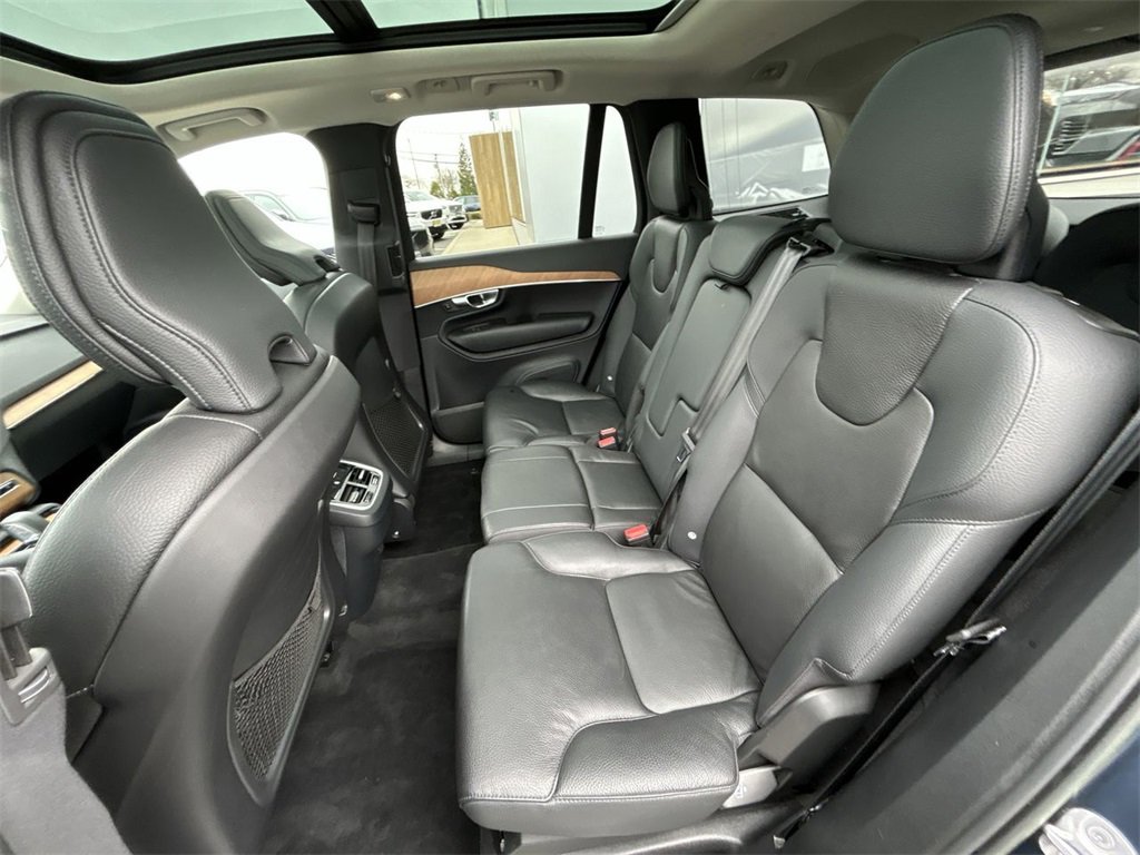 Used 2023 Volvo XC90 B6 Plus w/ Protection Package Premier image 23
