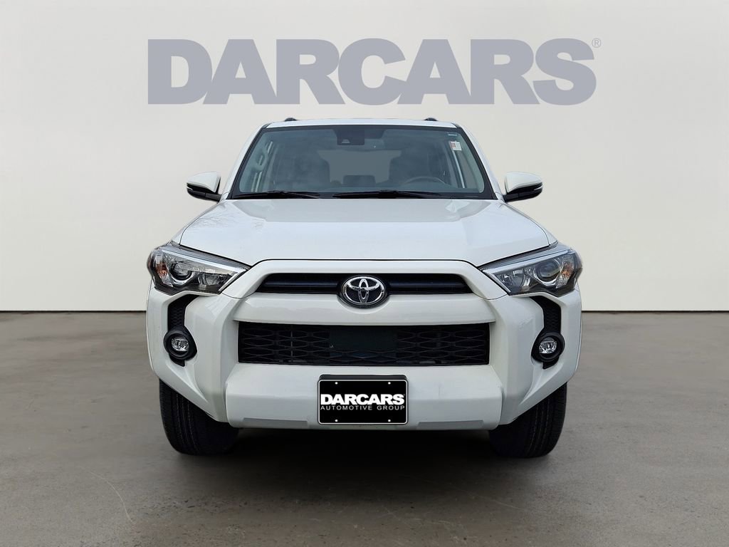 Used 2022 Toyota 4Runner SR5 Premium w/ Moonroof Package image 2
