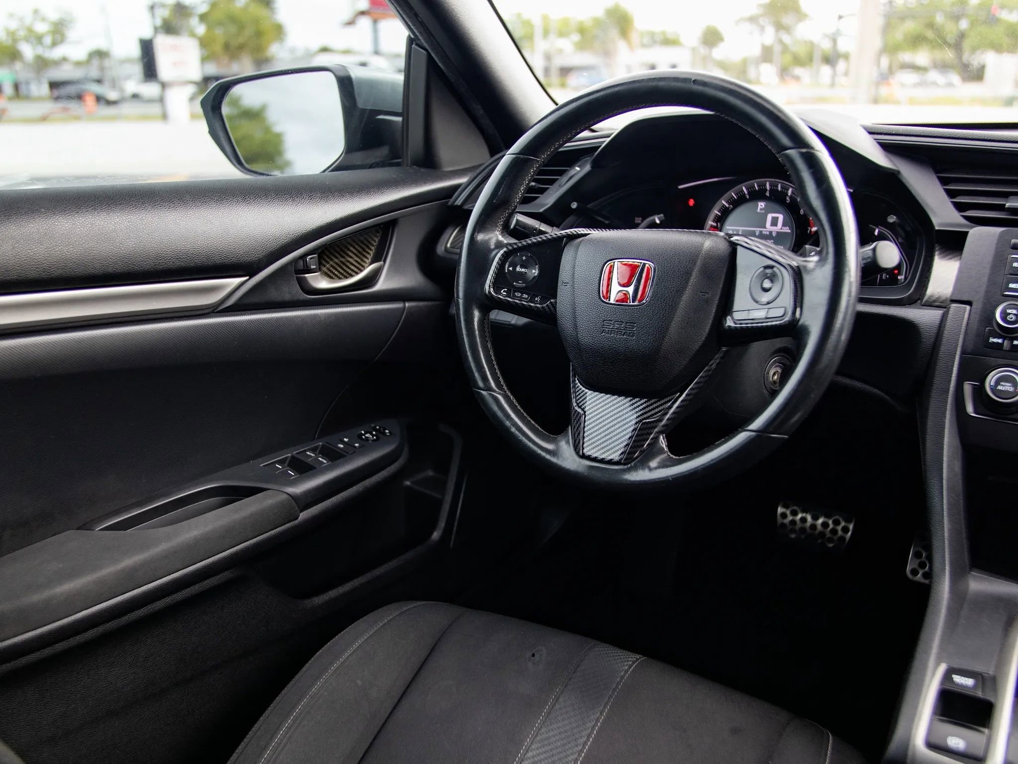 Used 2017 Honda Civic Sport image 31