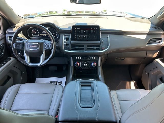 Used 2022 GMC Yukon SLT w/ SLT Luxury Package AWD/4WD image 26