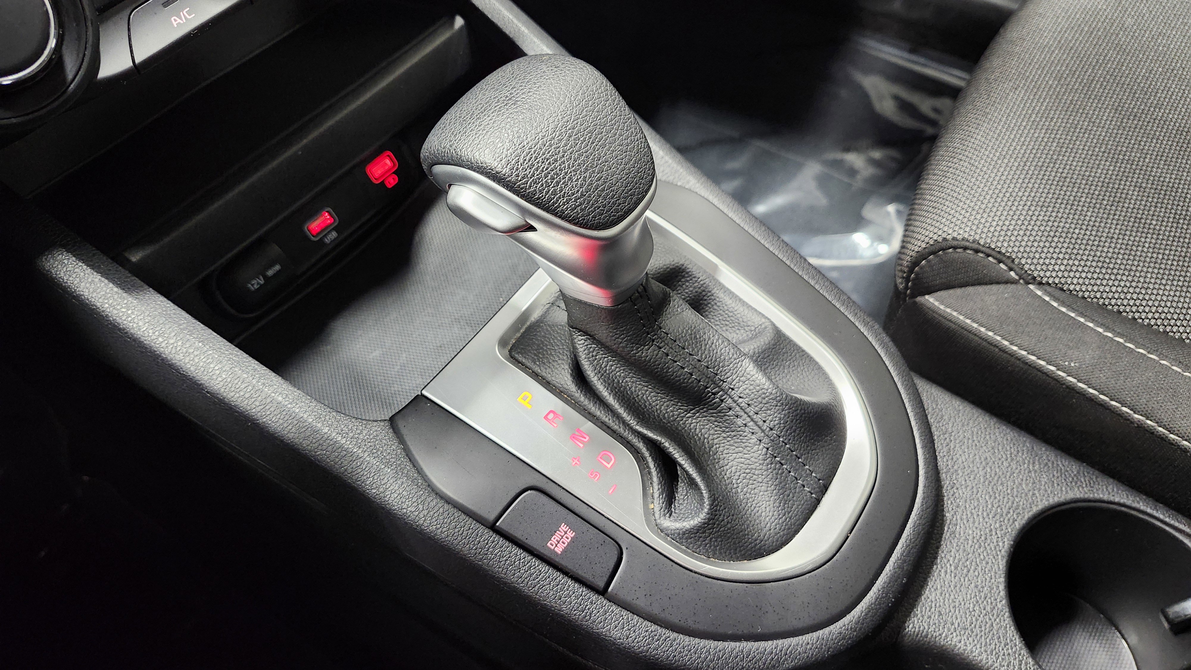 Used 2024 Kia Forte LXS image 27