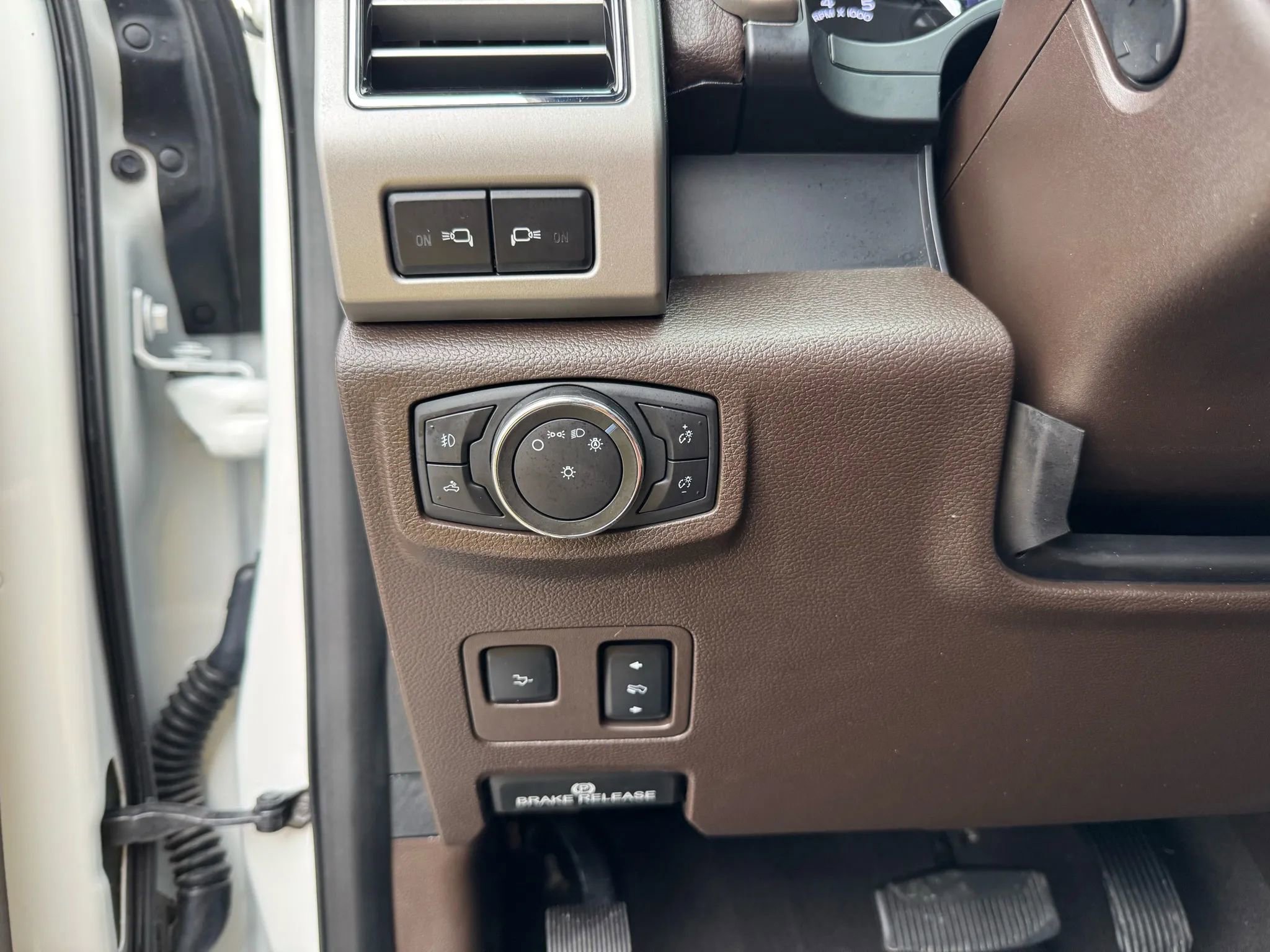Used 2021 Ford F250 King Ranch w/ King Ranch Ultimate Package AWD/4WD image 33