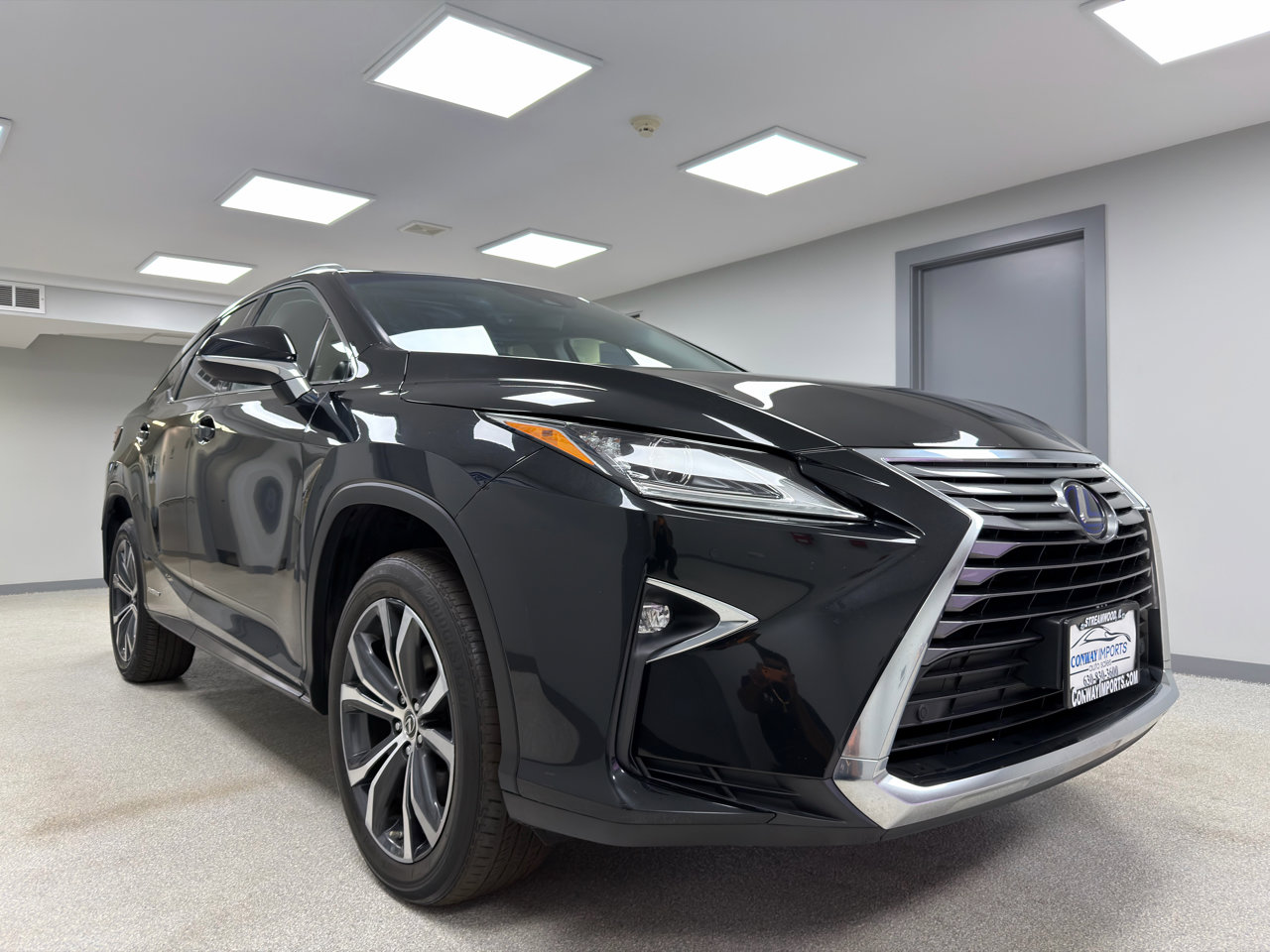 Used 2018 Lexus RX 450hL Premium w/ Premium Package image 4