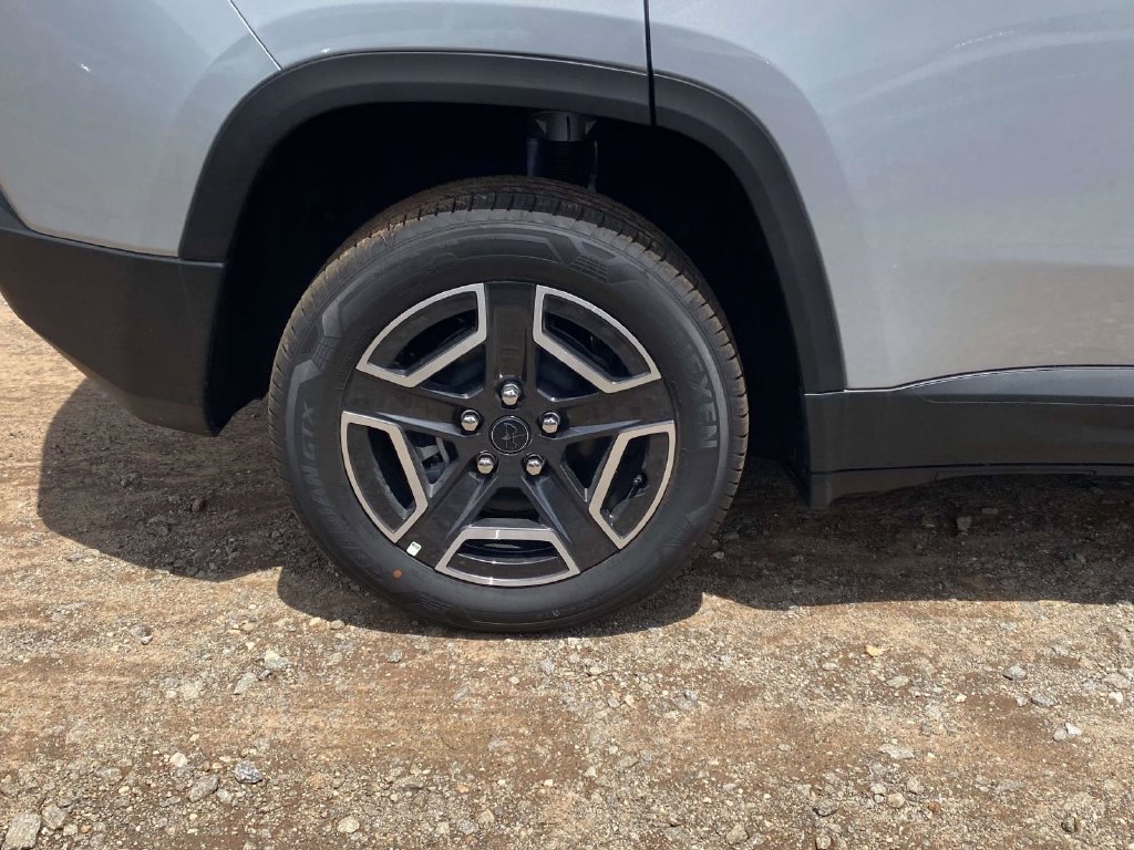 New 2026 Jeep Cherokee Laredo AWD/4WD image 36