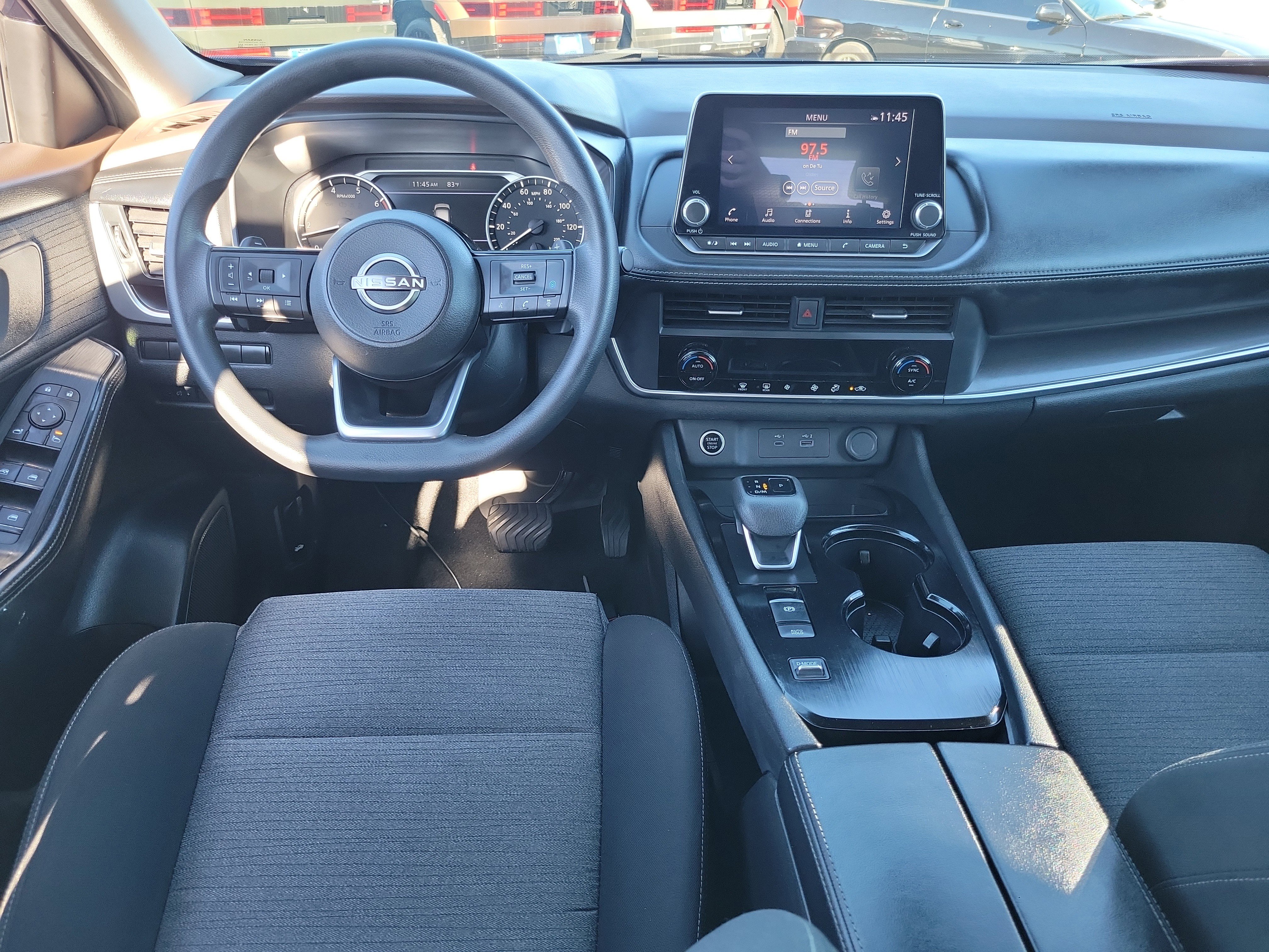 Used 2023 Nissan Rogue SV image 6