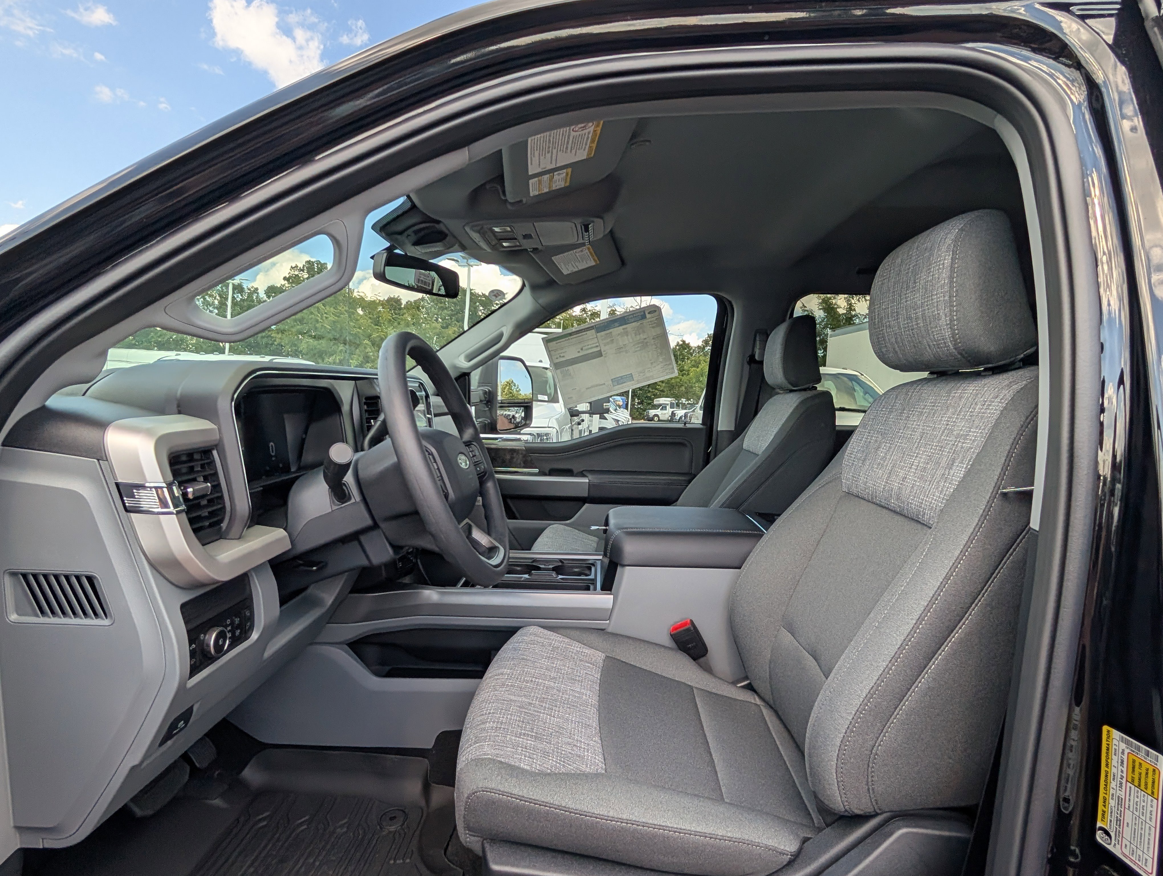 New 2026 Ford F250 XLT w/ XLT Premium Package image 13