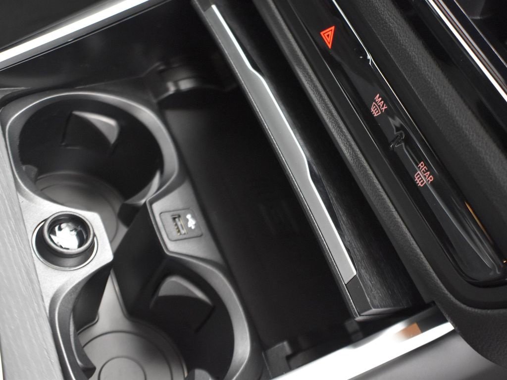 New 2026 BMW 330i Sedan w/ M Sport Package image 22