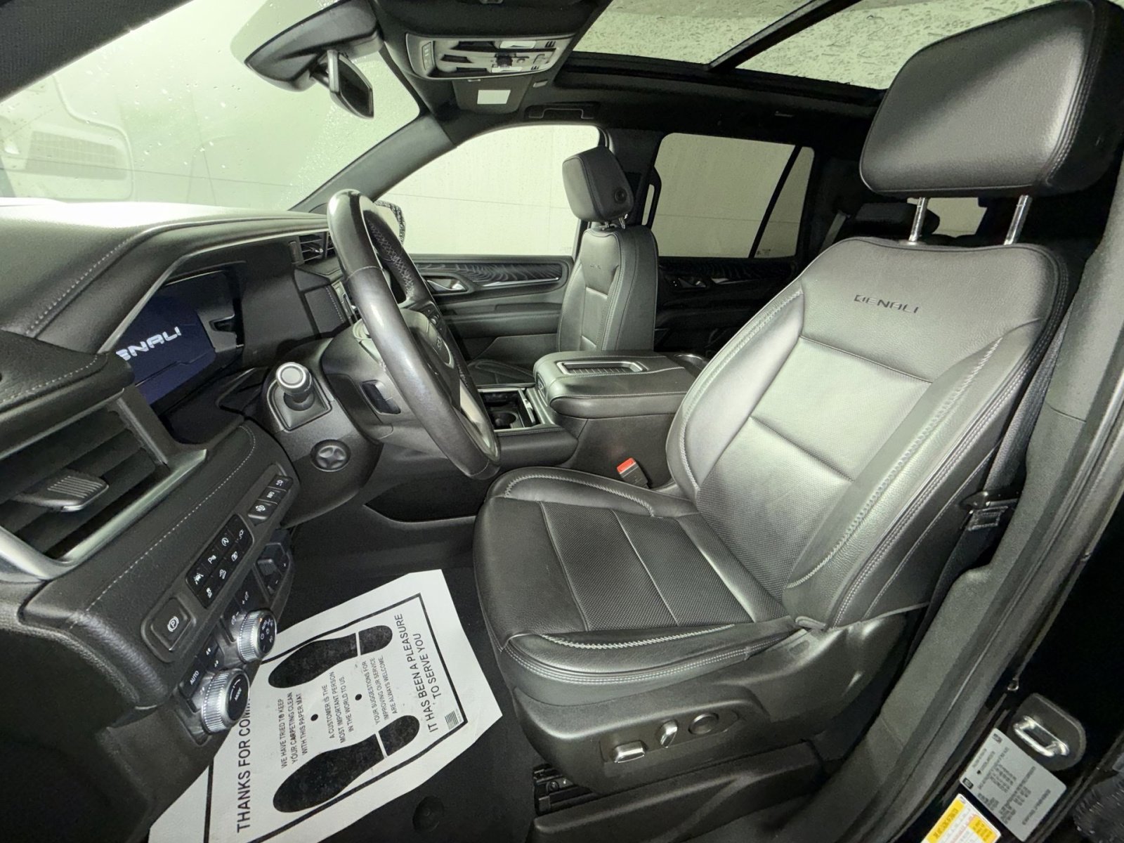 Used 2022 GMC Yukon Denali w/ Max Trailering Package image 13