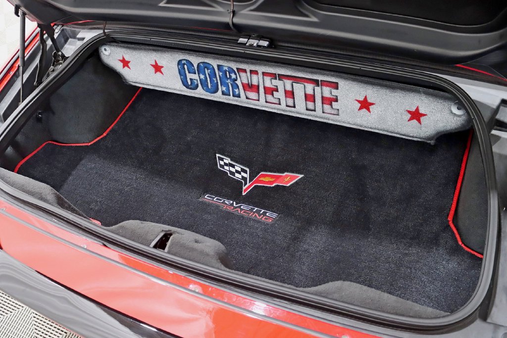 Used 2005 Chevrolet Corvette Convertible w/ Preferred Equipment Group RWD image 29
