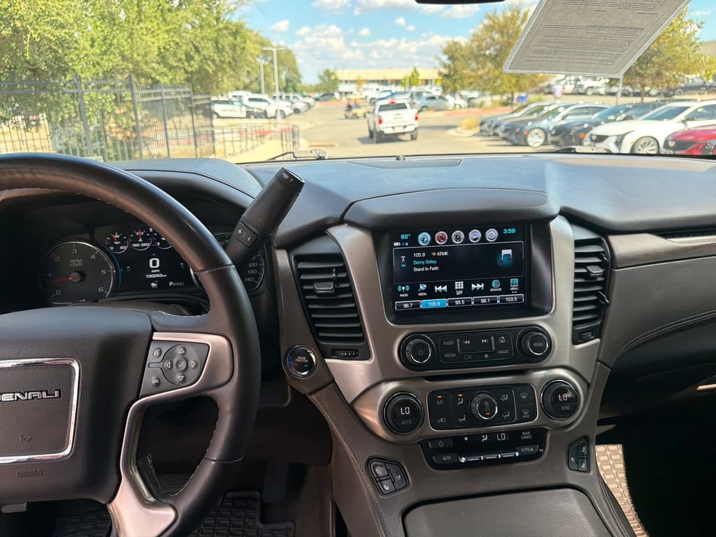 Used 2018 GMC Yukon Denali w/ Denali Ultimate Package AWD/4WD image 22