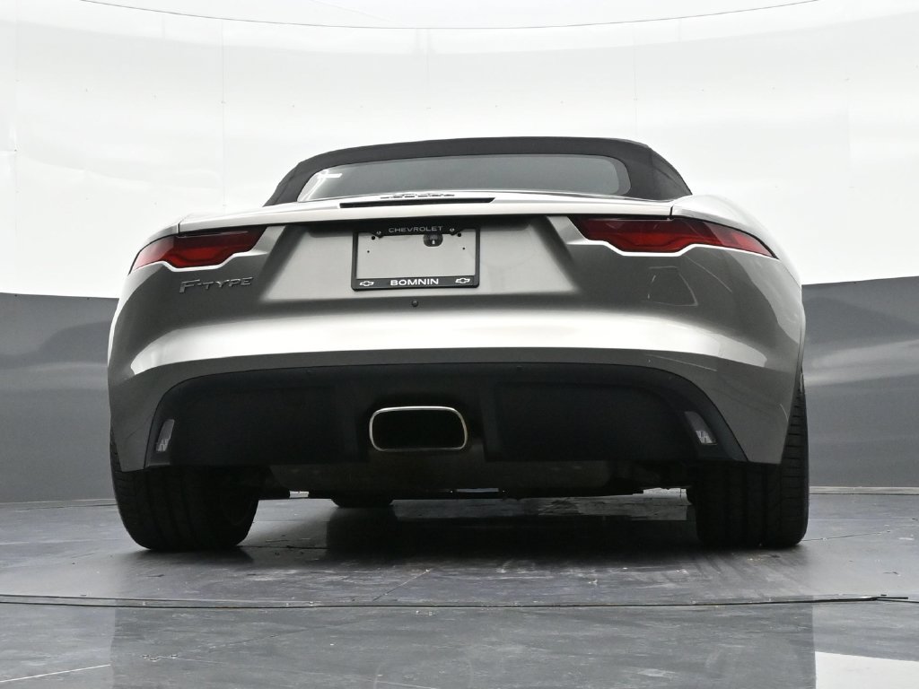 Used 2021 Jaguar F-TYPE Convertible RWD image 24