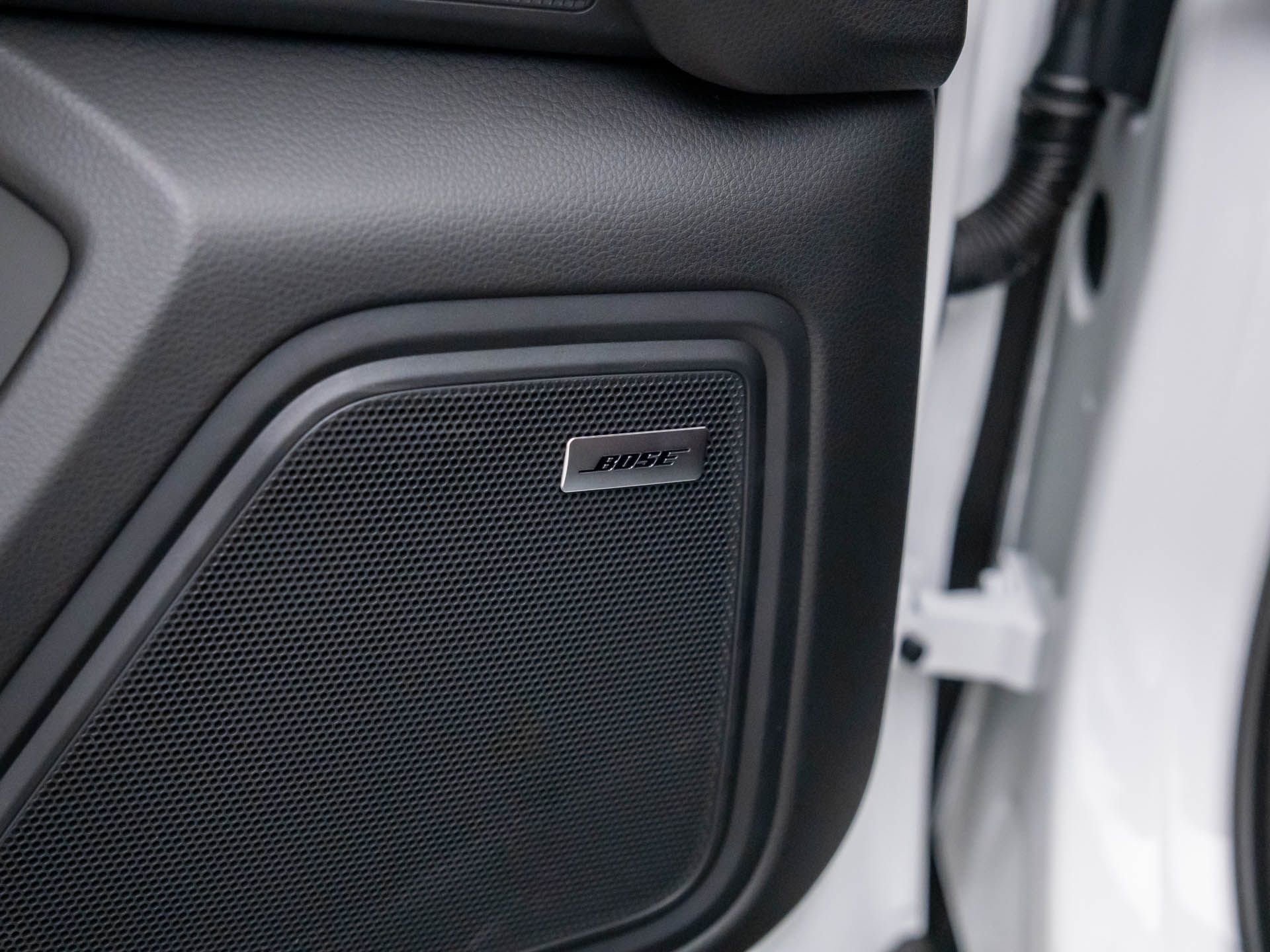 New 2026 Porsche Macan Turbo image 13