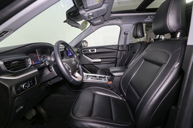 Used 2023 Ford Explorer XLT w/ Equipment Group 202A image 42