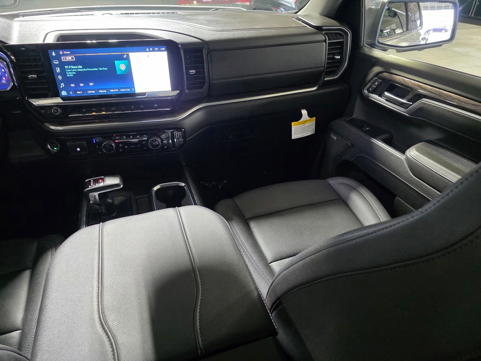 Used 2025 Chevrolet Silverado 1500 LTZ w/ Z71 Off-Road Package AWD/4WD image 19