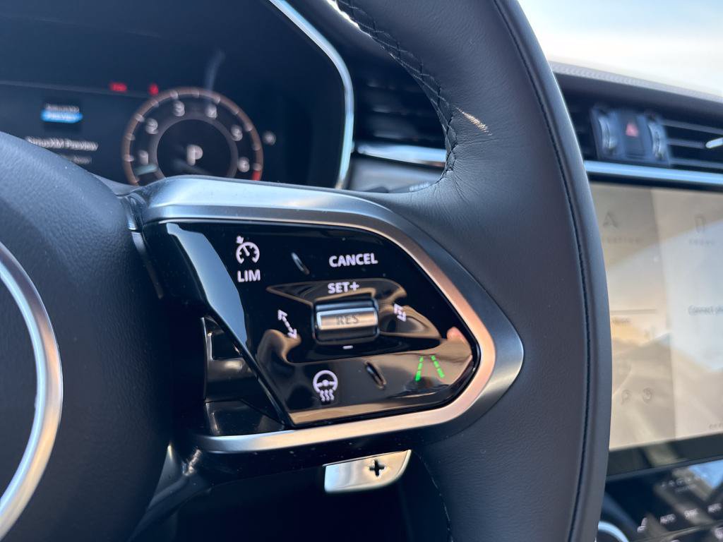 Certified 2026 Jaguar F-PACE R-Dynamic S AWD/4WD image 22