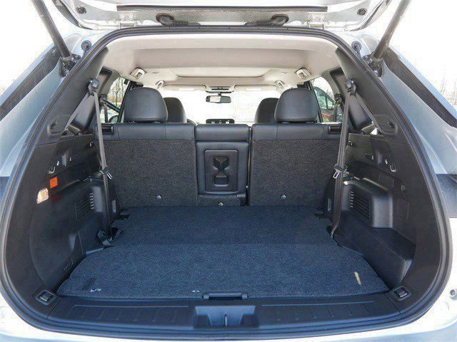 Used 2025 Mitsubishi Outlander SE image 16