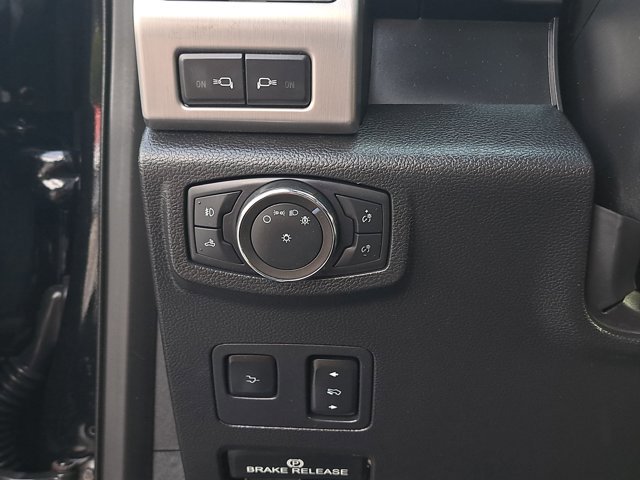 Certified 2021 Ford F450 Platinum w/ FX4 Off-Road Package image 23