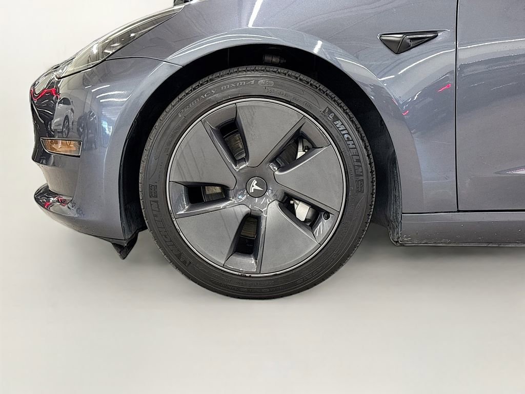 Used 2023 Tesla Model 3 Standard Range image 24