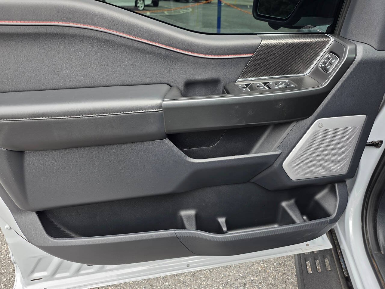 Used 2025 Ford F150 Raptor AWD/4WD image 13