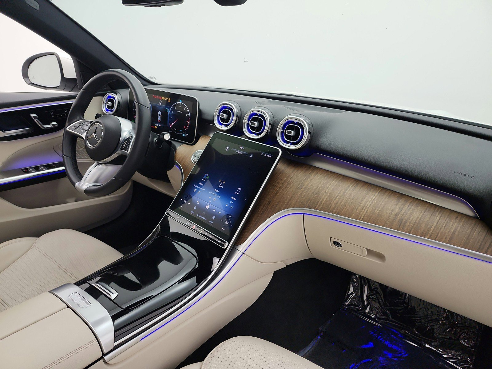 Used 2023 Mercedes-Benz C 300 Sedan image 20