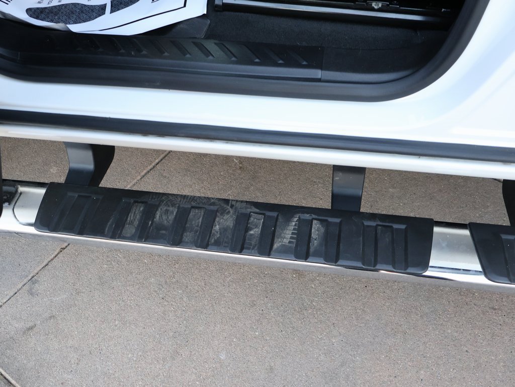 Used 2023 GMC Canyon Denali image 24