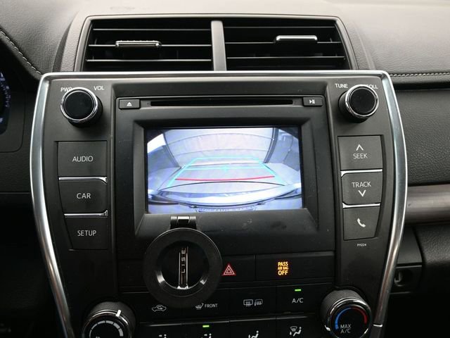Used 2016 Toyota Camry LE image 18