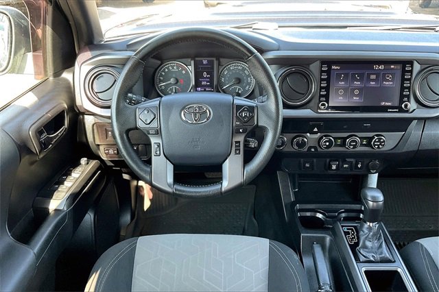 Used 2020 Toyota Tacoma TRD Sport image 5