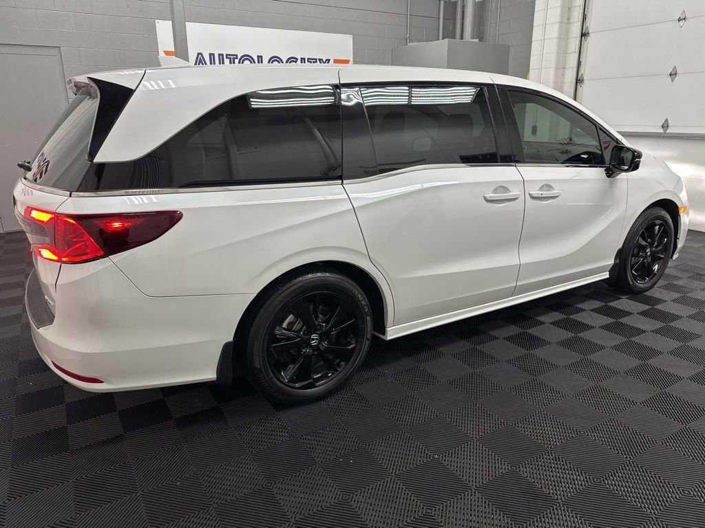 Used 2024 Honda Odyssey Sport image 10