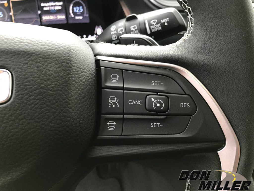 New 2025 Jeep Grand Cherokee L Altitude image 17
