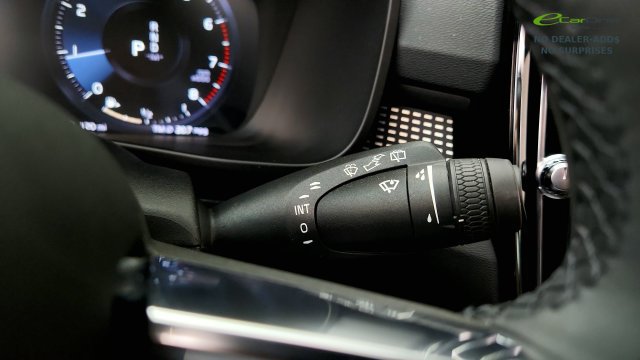 Used 2022 Volvo XC40 T4 R-Design w/ Protection Package Premier FWD image 58