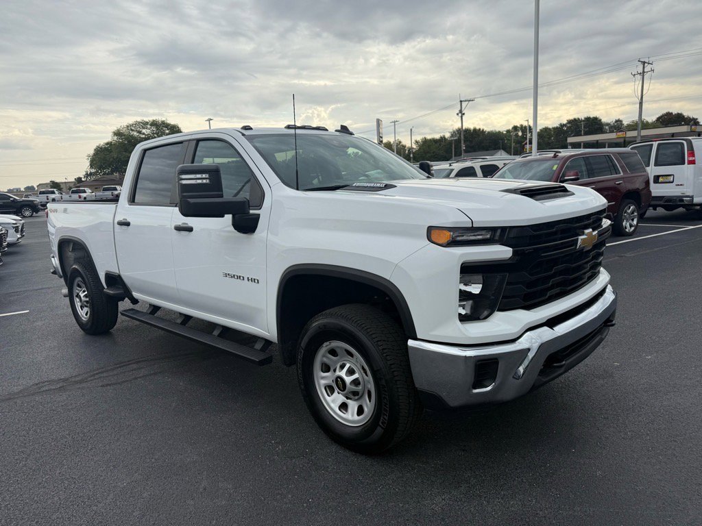 Used 2024 Chevrolet Silverado 3500 W/T image 7