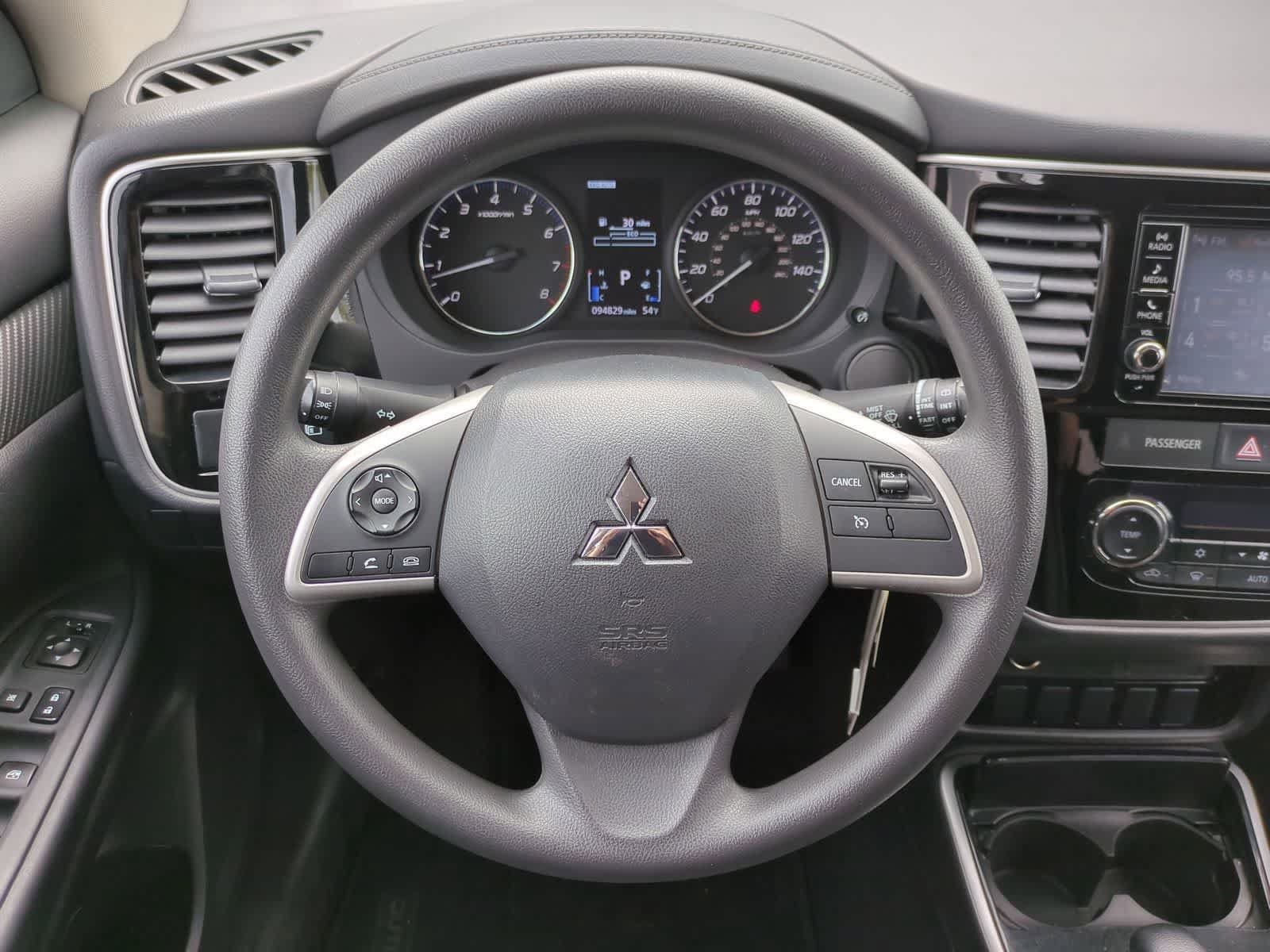 Used 2018 Mitsubishi Outlander ES AWD/4WD image 22