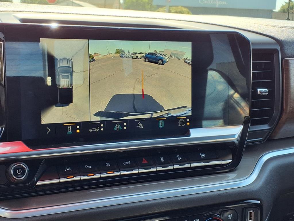 Used 2022 Chevrolet Silverado 1500 High Country w/ Technology Package image 20