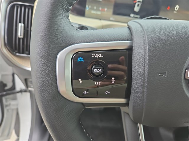 New 2026 Nissan Armada Platinum image 9