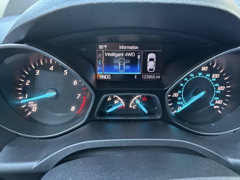 Used 2015 Ford Escape Titanium AWD/4WD image 36