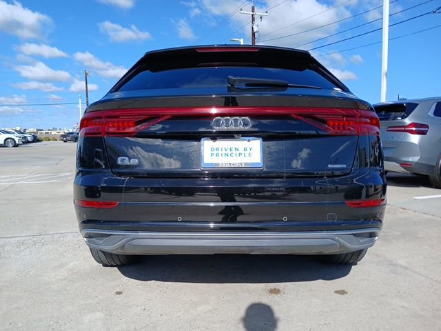Used 2022 Audi Q8 Premium Plus image 8