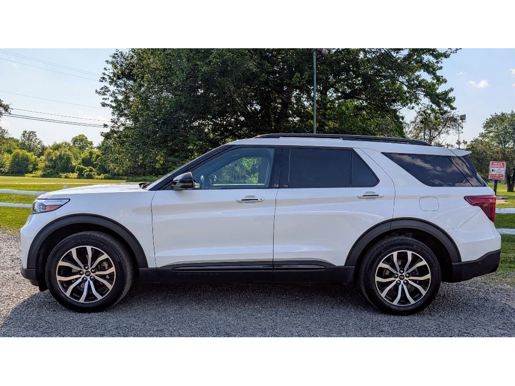 Used 2020 Ford Explorer ST w/ Premium Technology Package image 4
