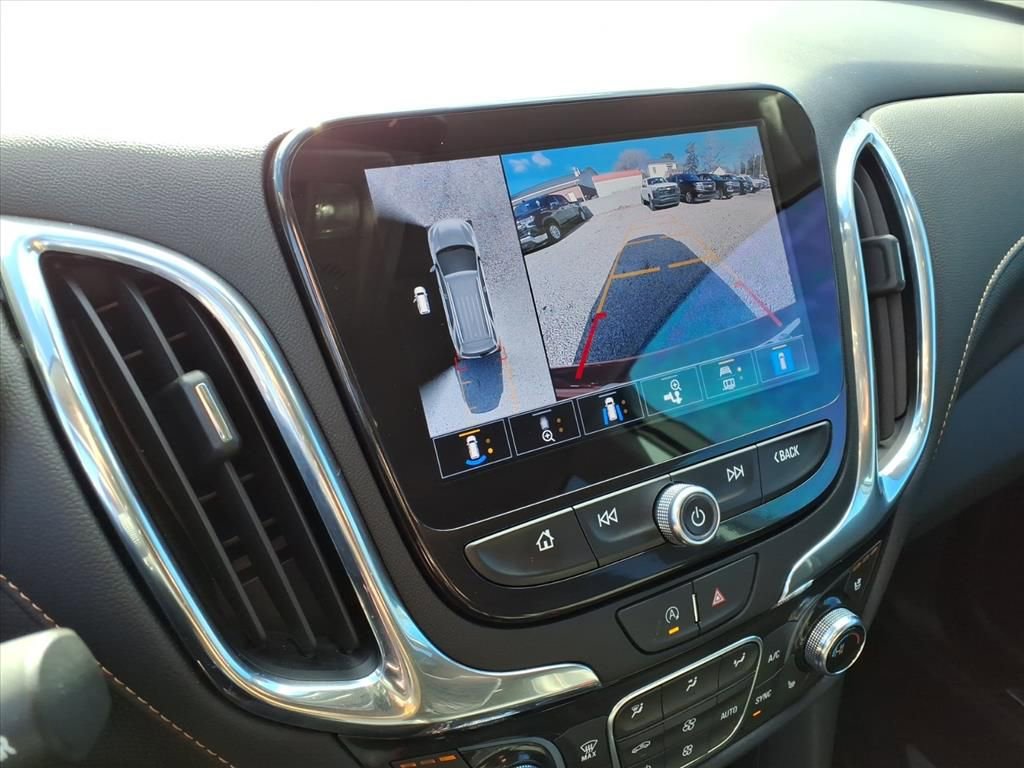 Used 2023 Chevrolet Equinox Premier image 22