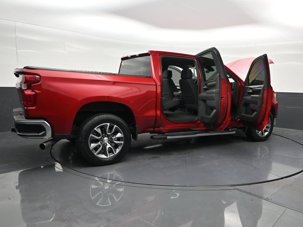 Used 2024 Chevrolet Silverado 1500 LT RWD image 30