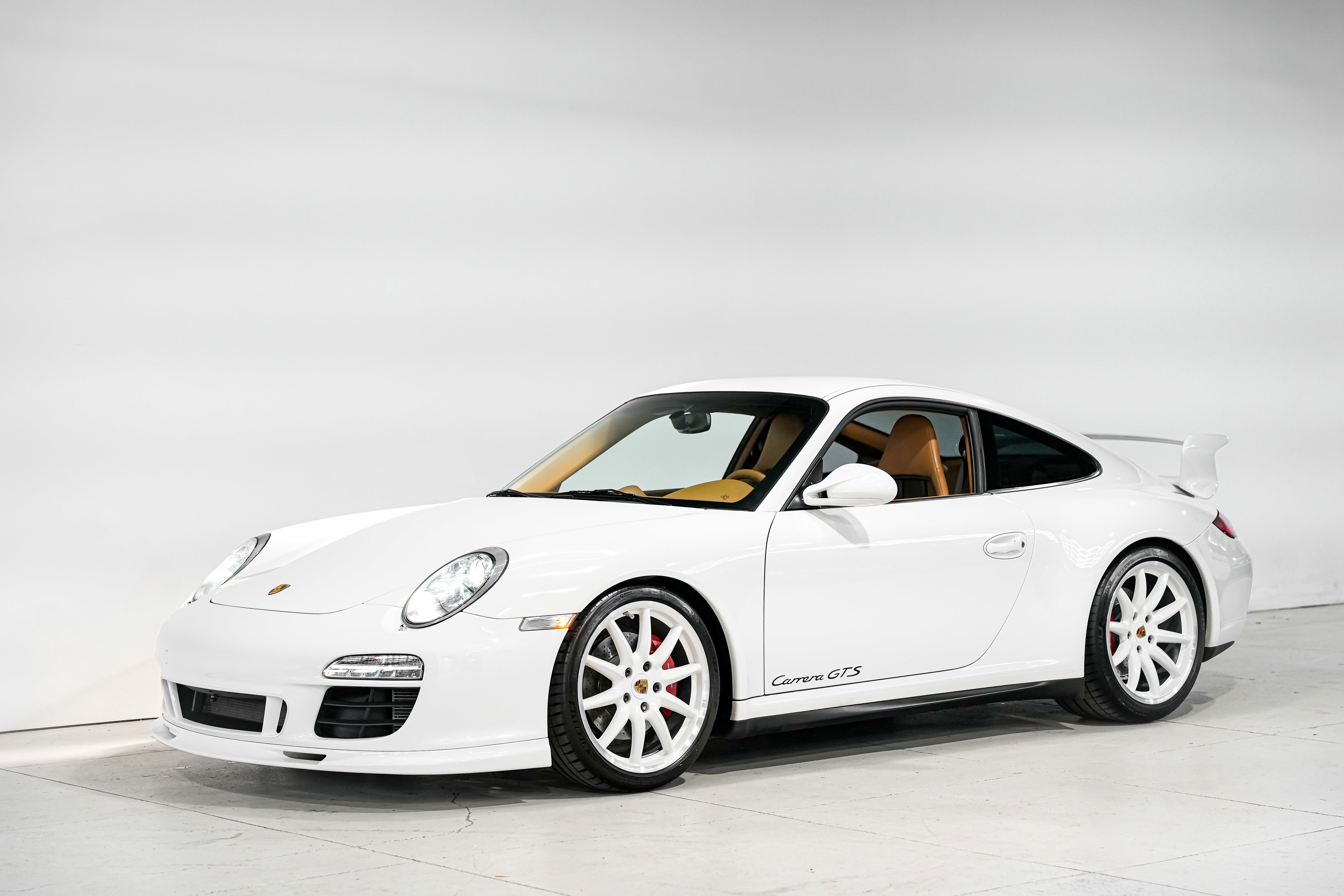 Used 2011 Porsche 911 Carrera GTS image 6