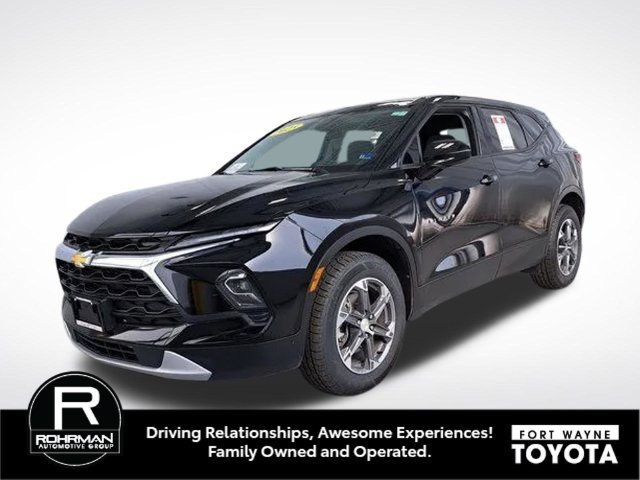 Used 2025 Chevrolet Blazer LT AWD/4WD image 8