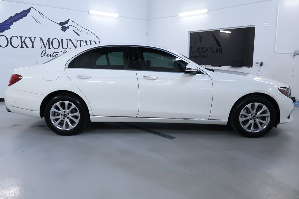 Used 2018 Mercedes-Benz E 300 4MATIC w/ Premium 1 Package image 8
