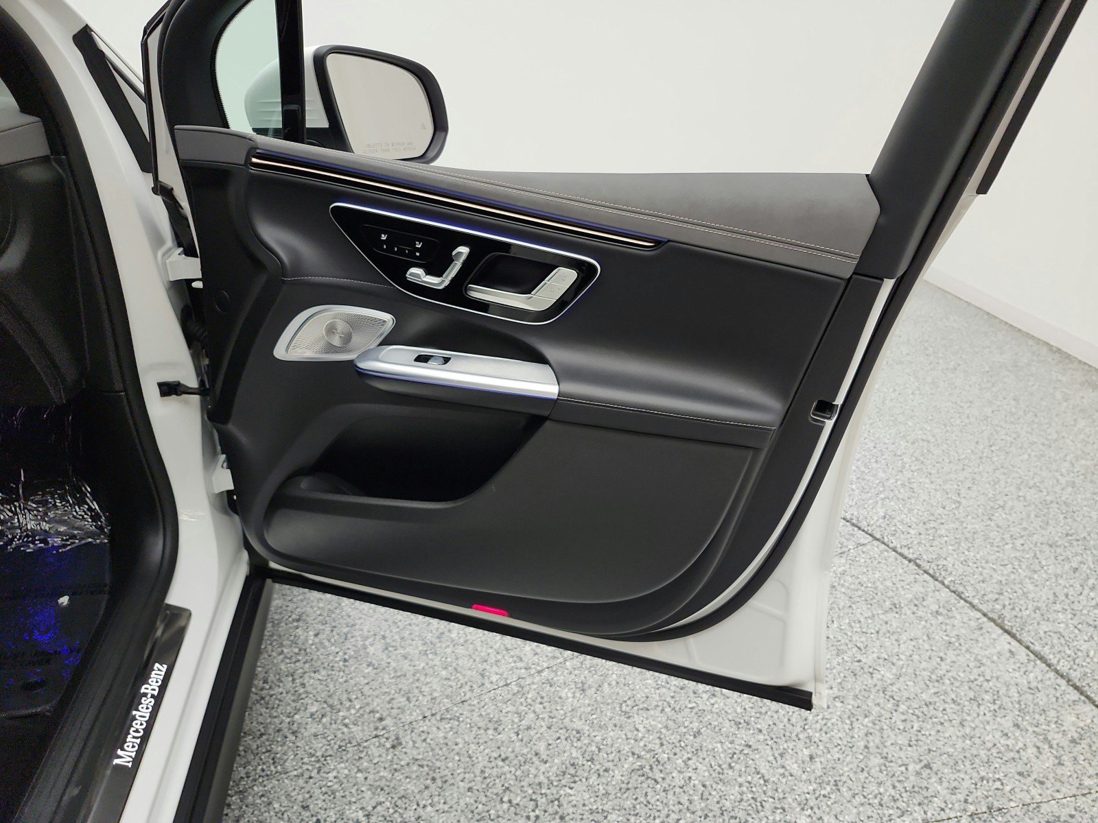 Certified 2026 Mercedes-Benz EQE 320+ SUV image 20