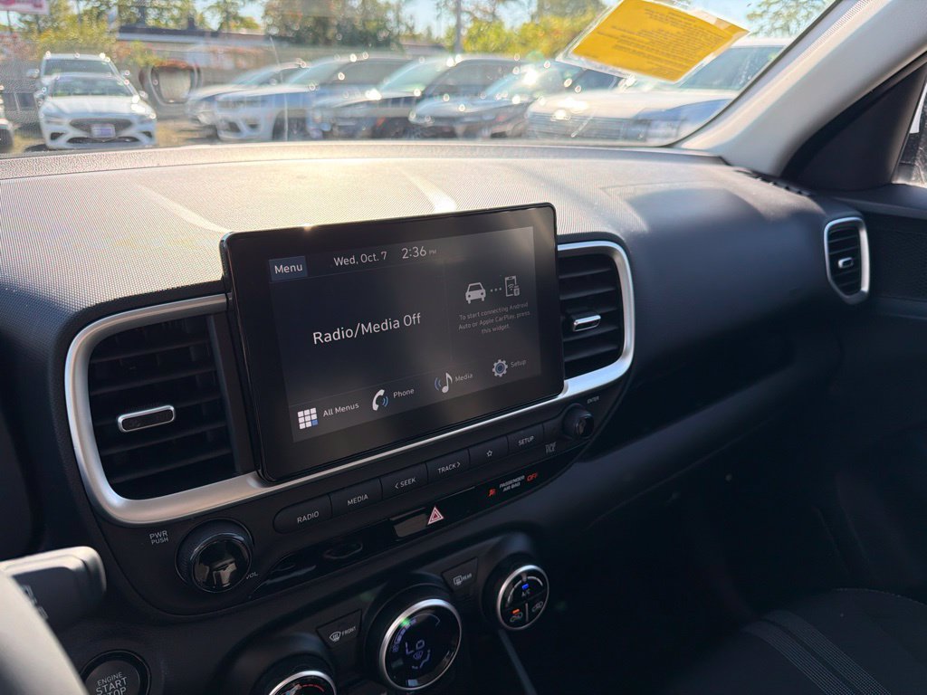 Used 2026 Hyundai Venue SEL FWD image 16