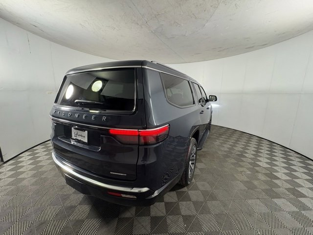 Used 2024 Jeep Wagoneer L Series II w/ Flexible Seating Group image 4