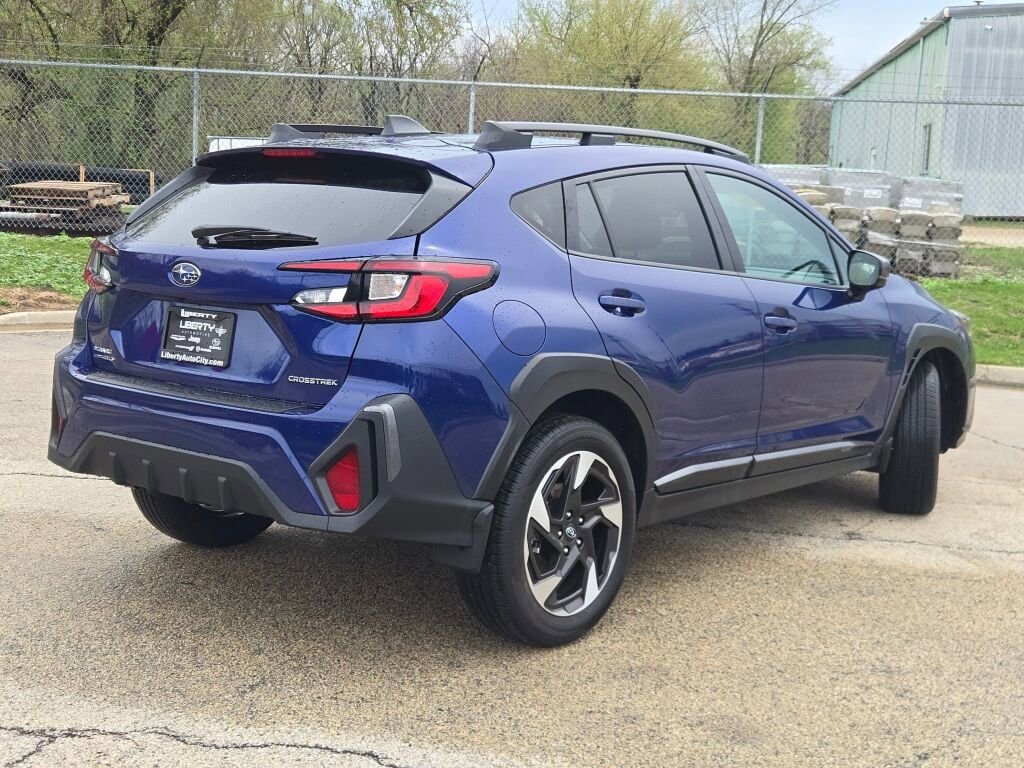 Certified 2025 Subaru Crosstrek 2.5i Limited AWD/4WD image 10