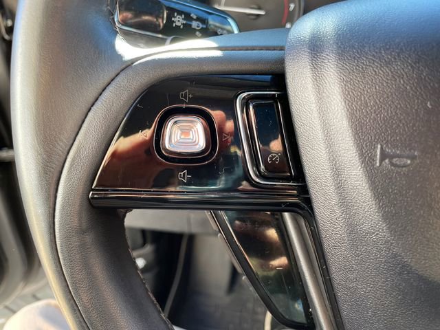 Used 2021 Lincoln Corsair AWD w/ Premium Package image 30