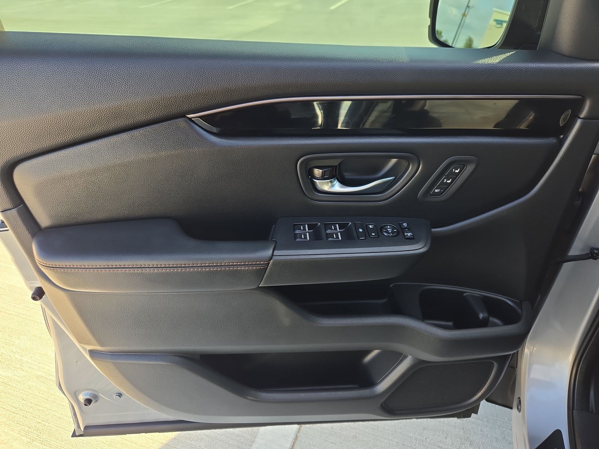 Used 2024 Honda Pilot TrailSport image 13